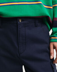 Pantalones cargo Regular Fit de sarga de algod&oacute;n