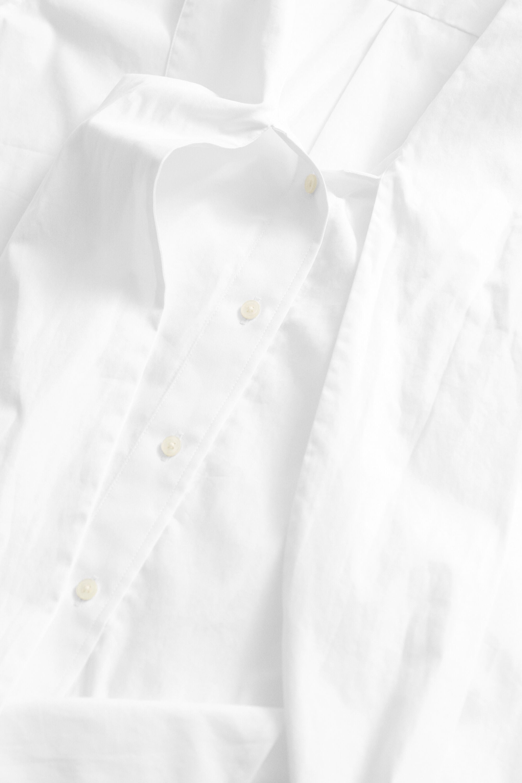 Camisa de popelina con lazada
