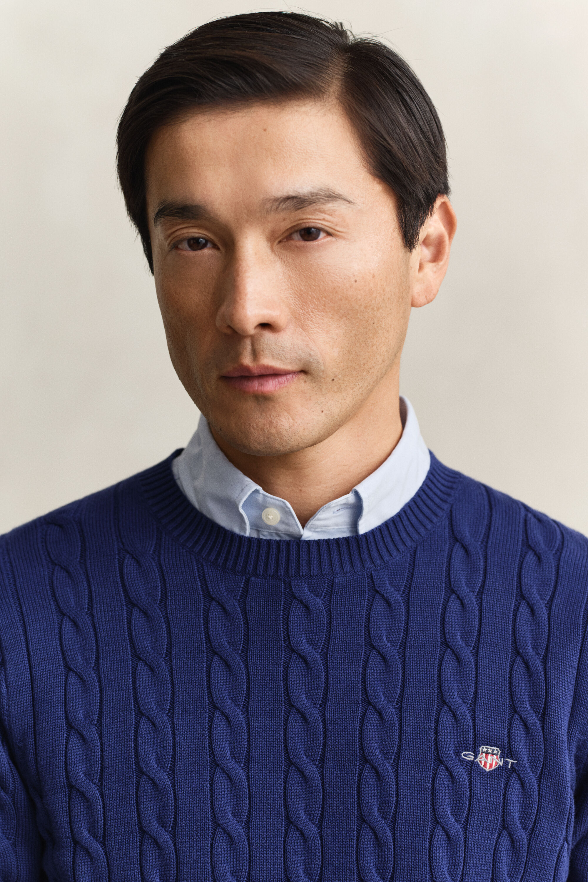 Jersey de cuello redondo y punto de ochos en algodón