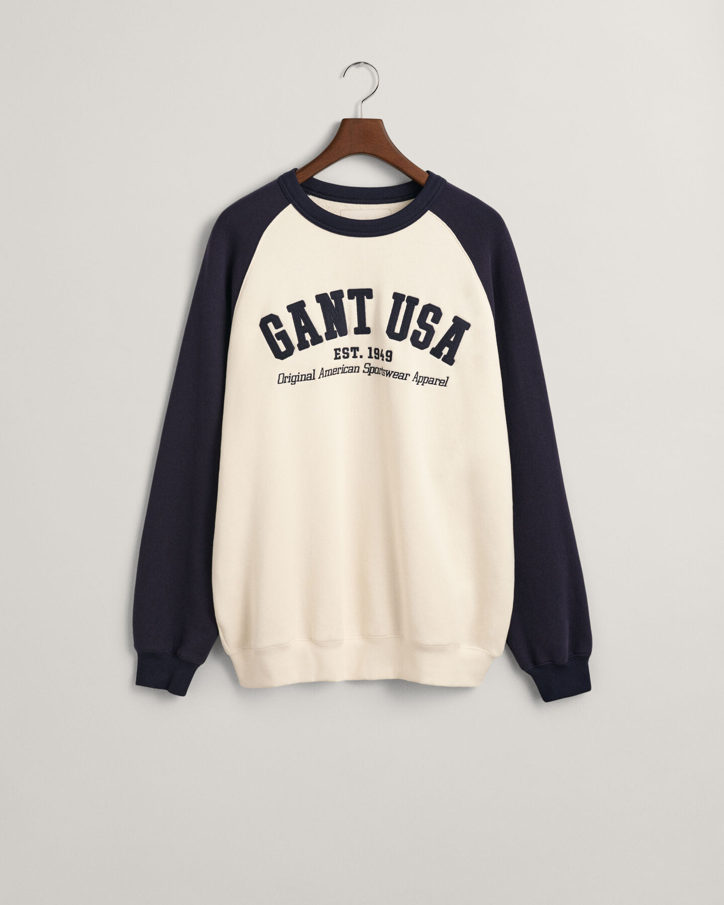 Sudadera GANT USA de cuello redondo