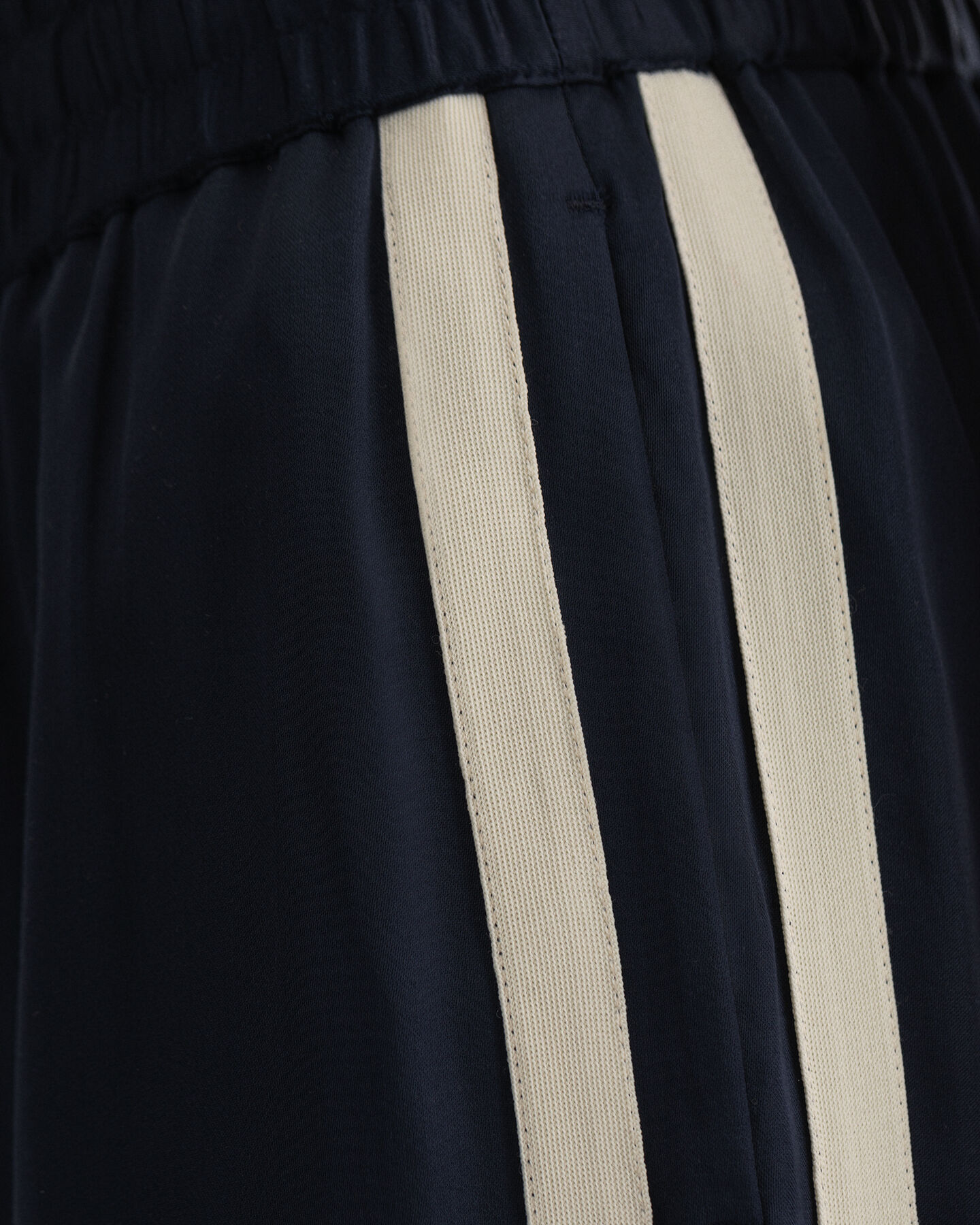 Pantalones de satén Pull-On