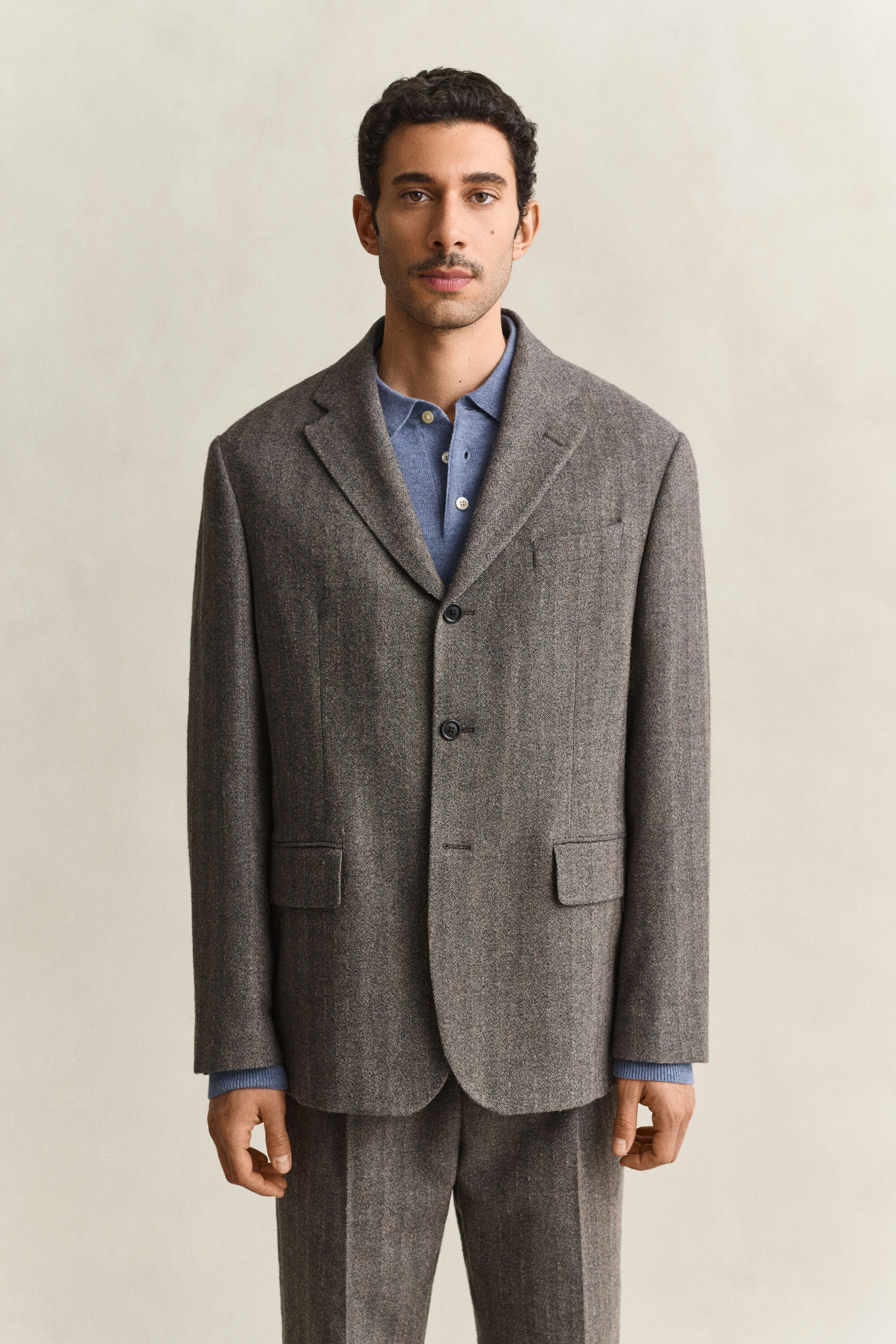 Chaqueta de traje de raya diplomática