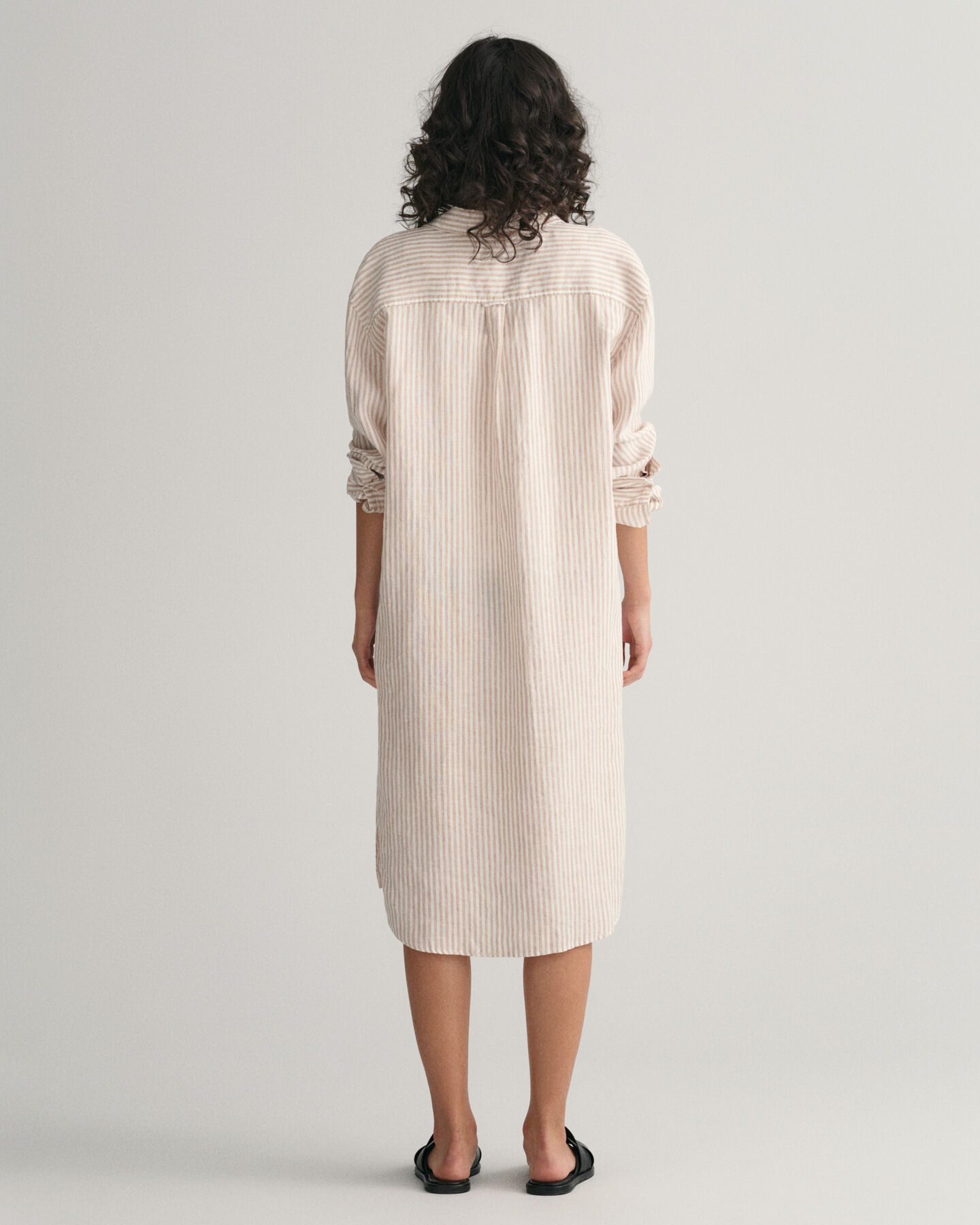 Vestido camisero de lino a rayas