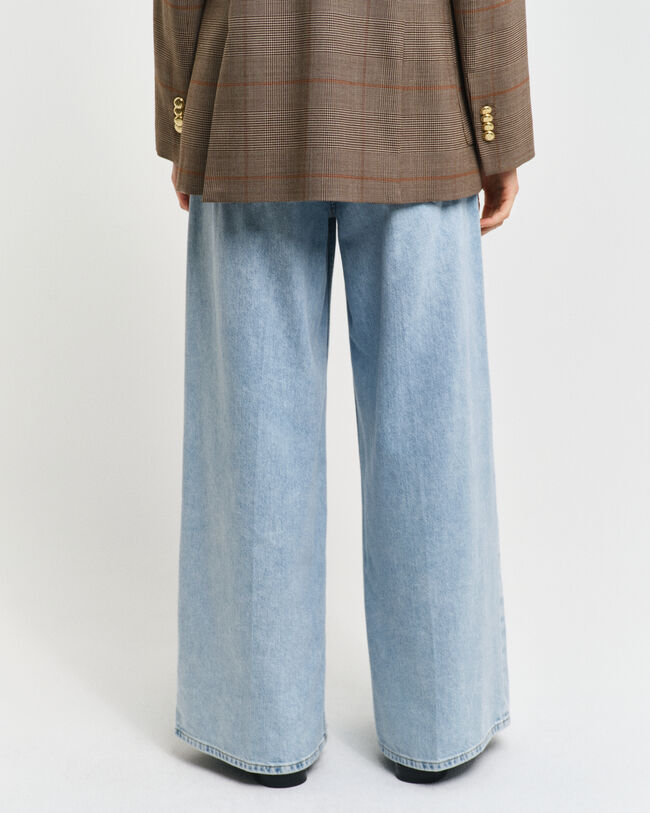 Vaqueros de pernera ancha con raya