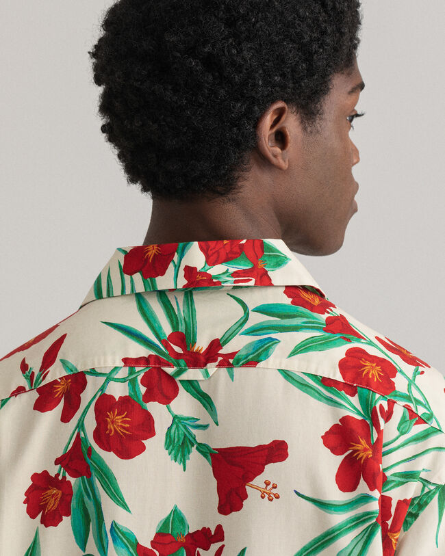 Camisa Relaxed Fit Pure Prep de lyocell, manga corta y estampado de flores