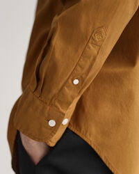 Camisa Oxford Relaxed Fit te&ntilde;ida en prenda