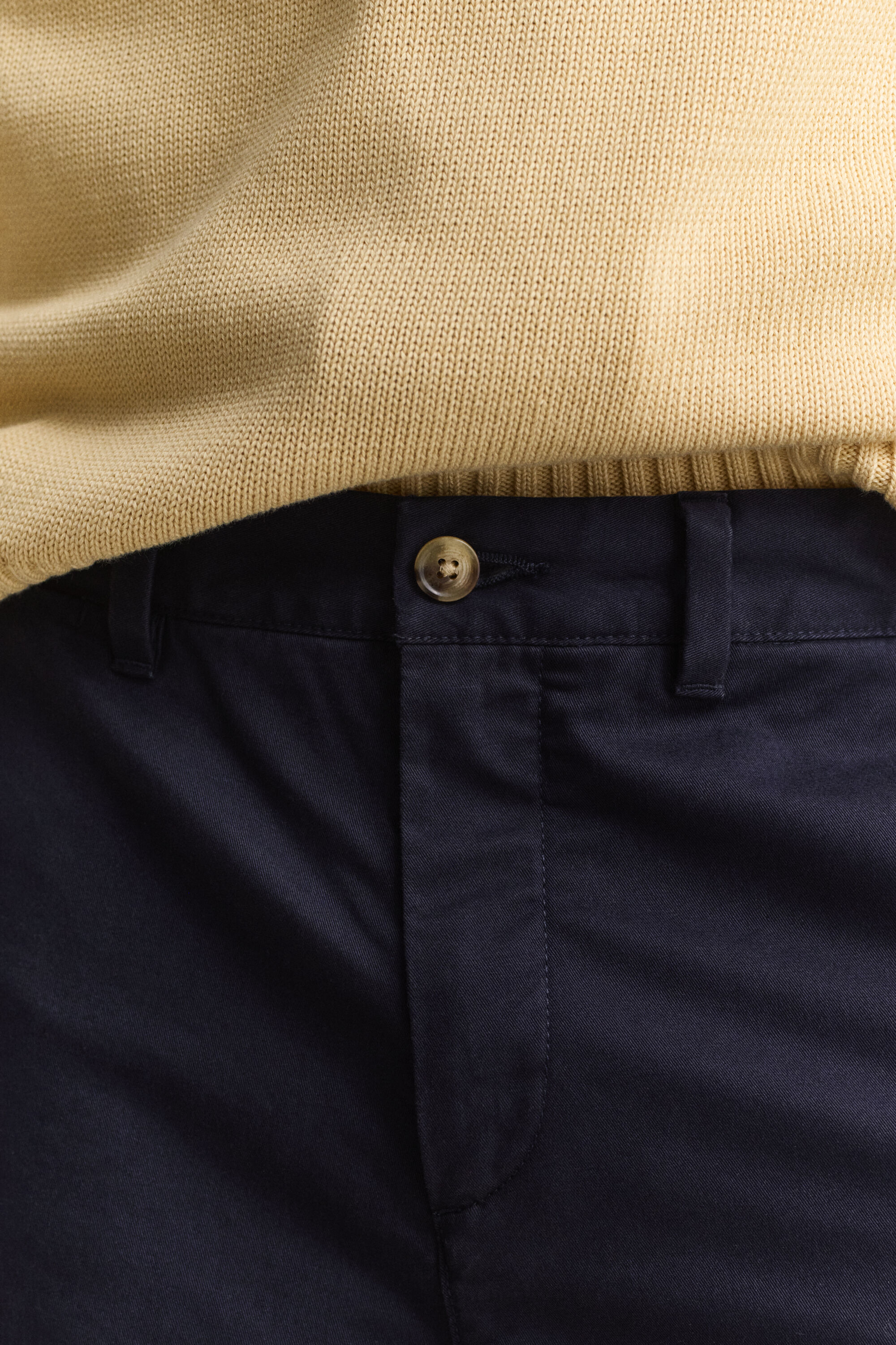 Pantalones chinos Regular Fit clásicos