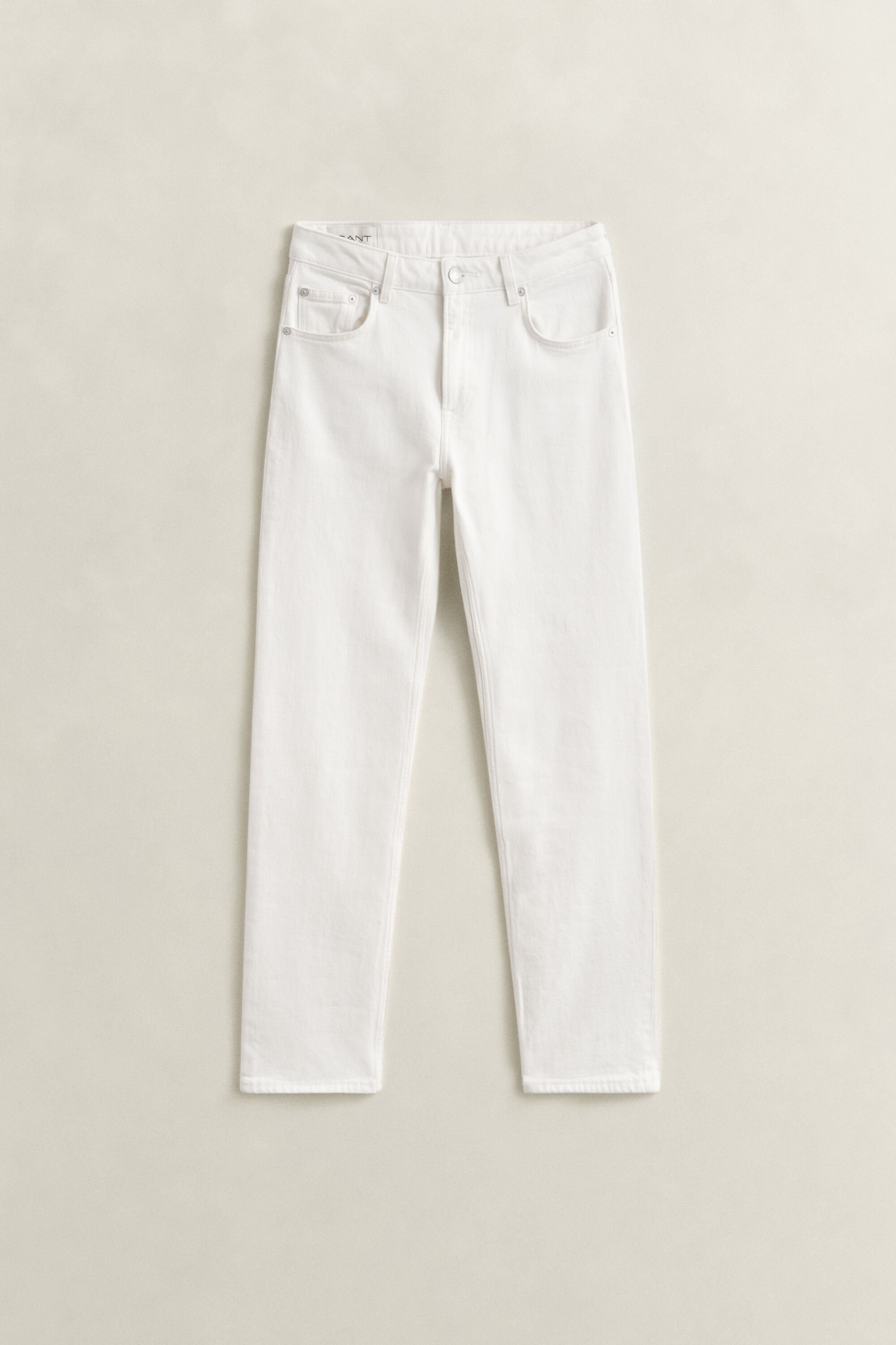 Vaqueros elásticos de pernera recta