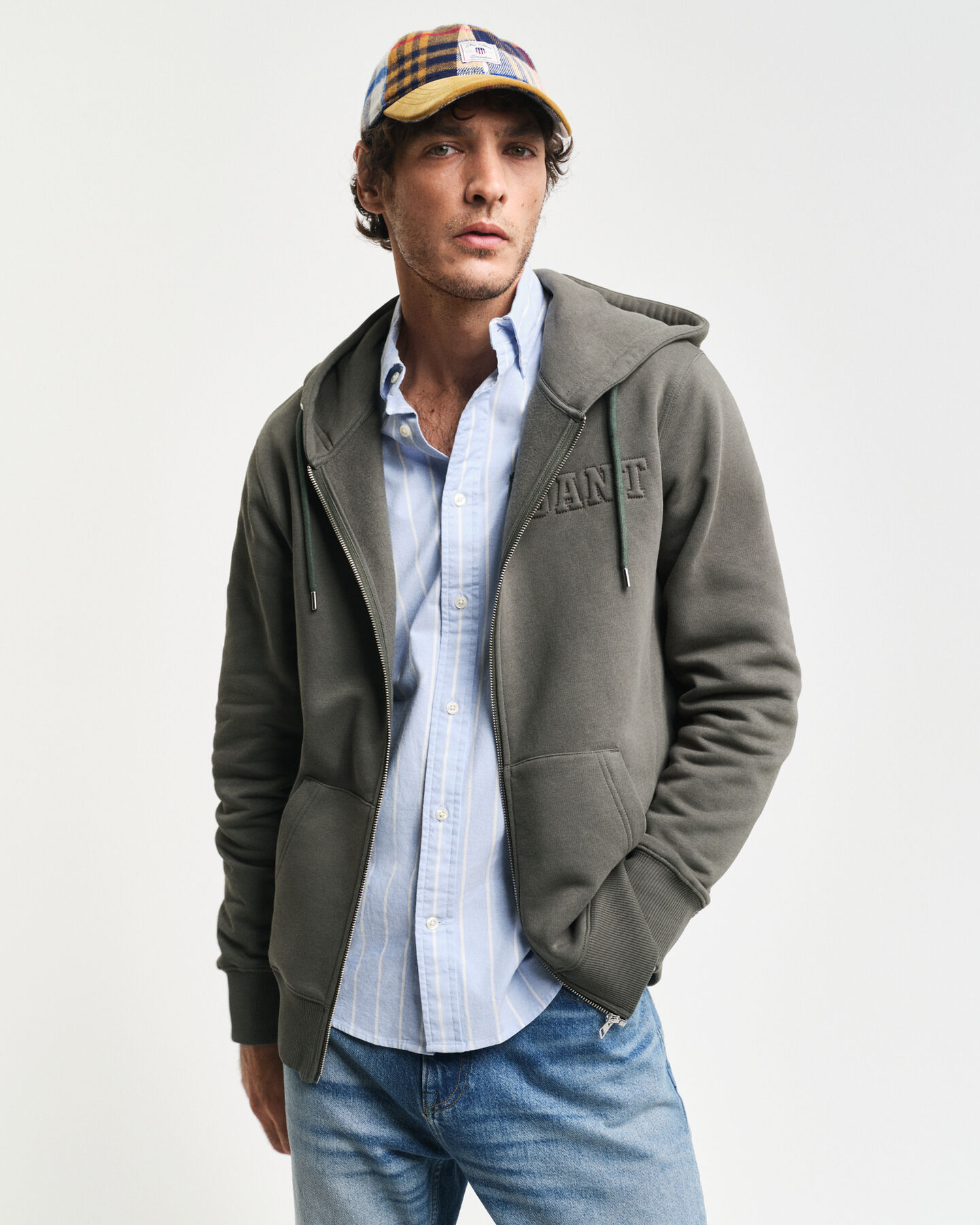 Sudadera con capucha y cremallera Embossed