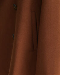 Chaquet&oacute;n cosido a mano