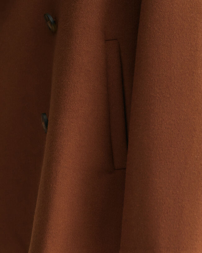 Chaquet&oacute;n cosido a mano