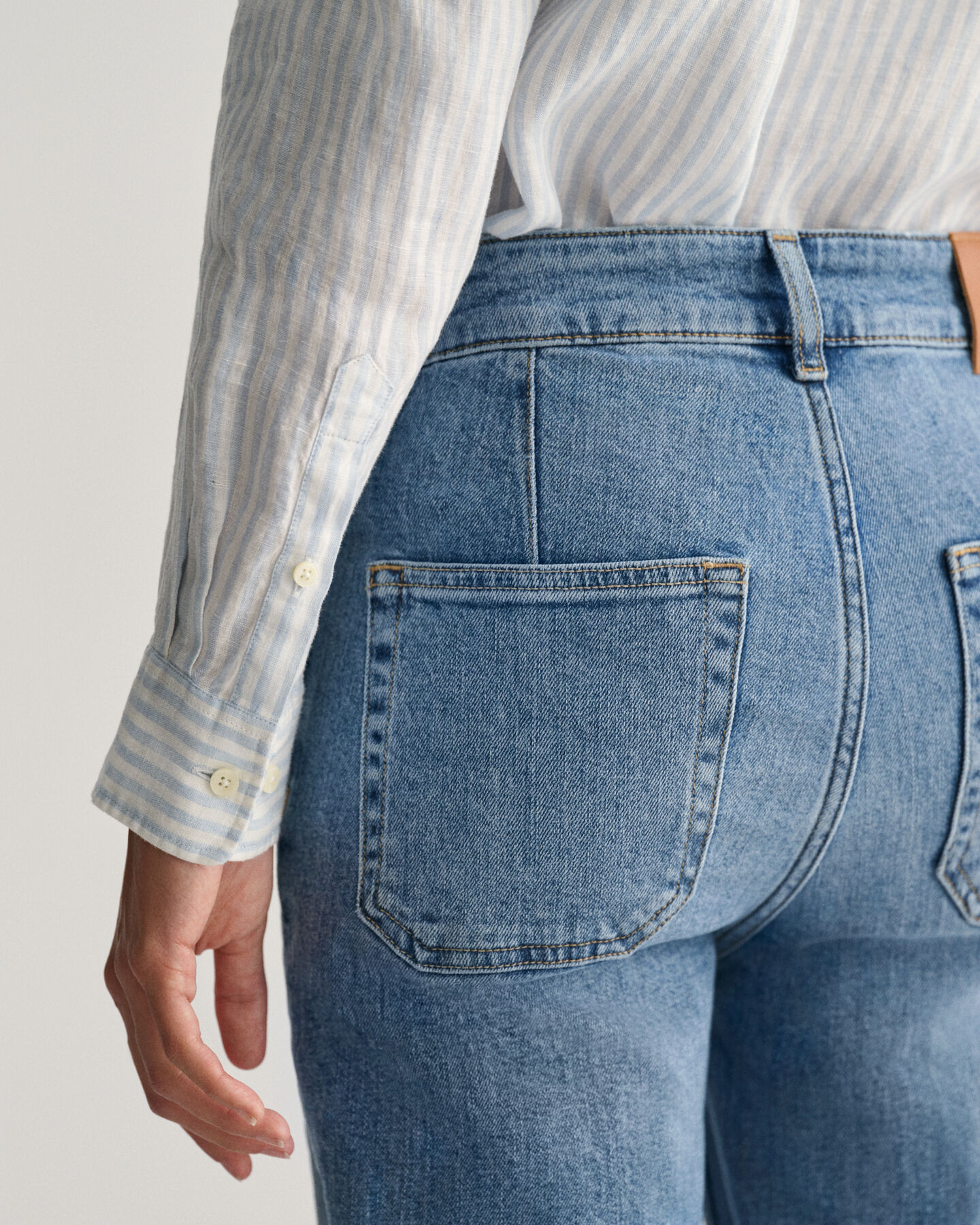 Camisa Regular Fit de lino a rayas