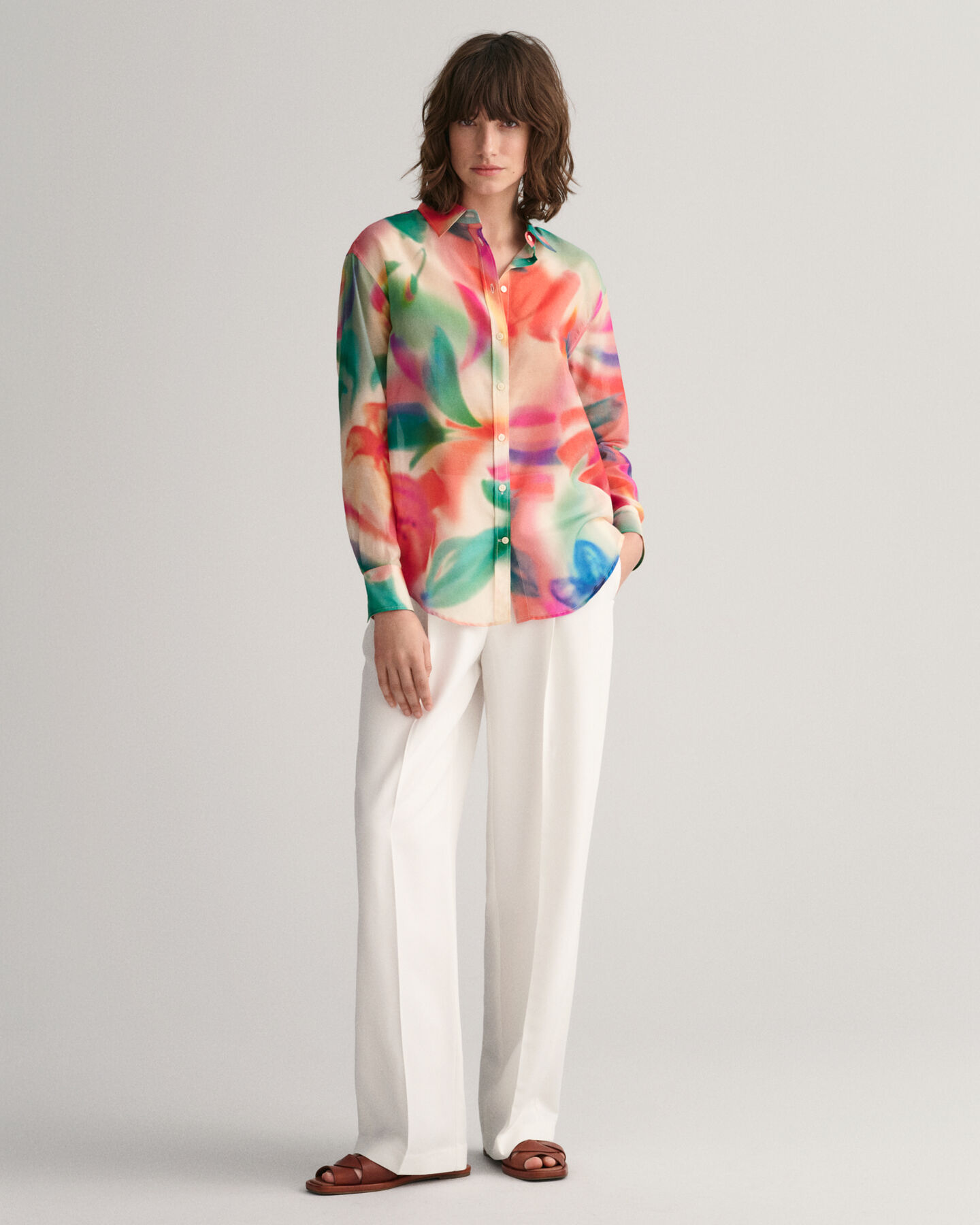 Camisa Relaxed Fit de seda y algod&oacute;n con estampado de flores