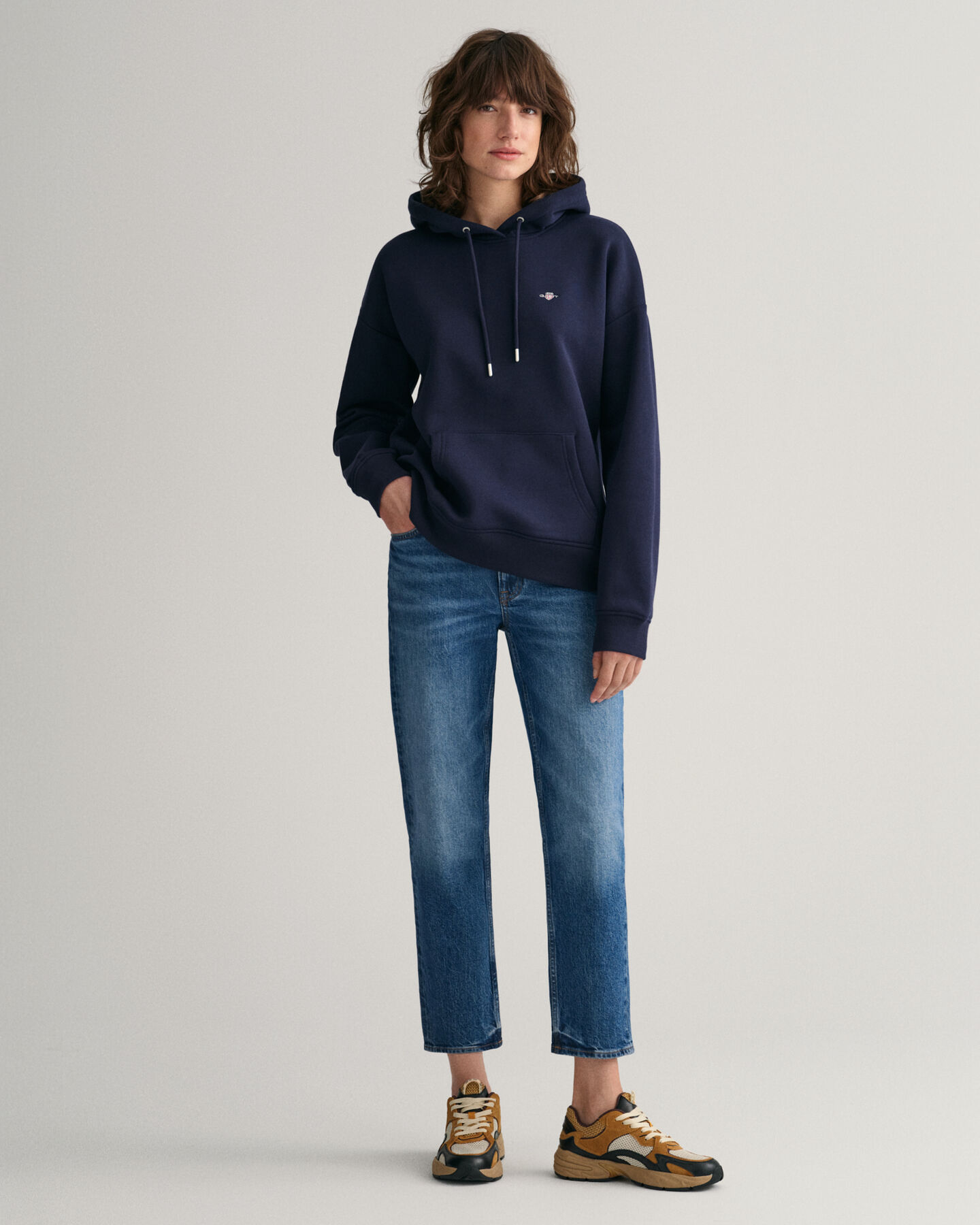 Sudadera con capucha Shield