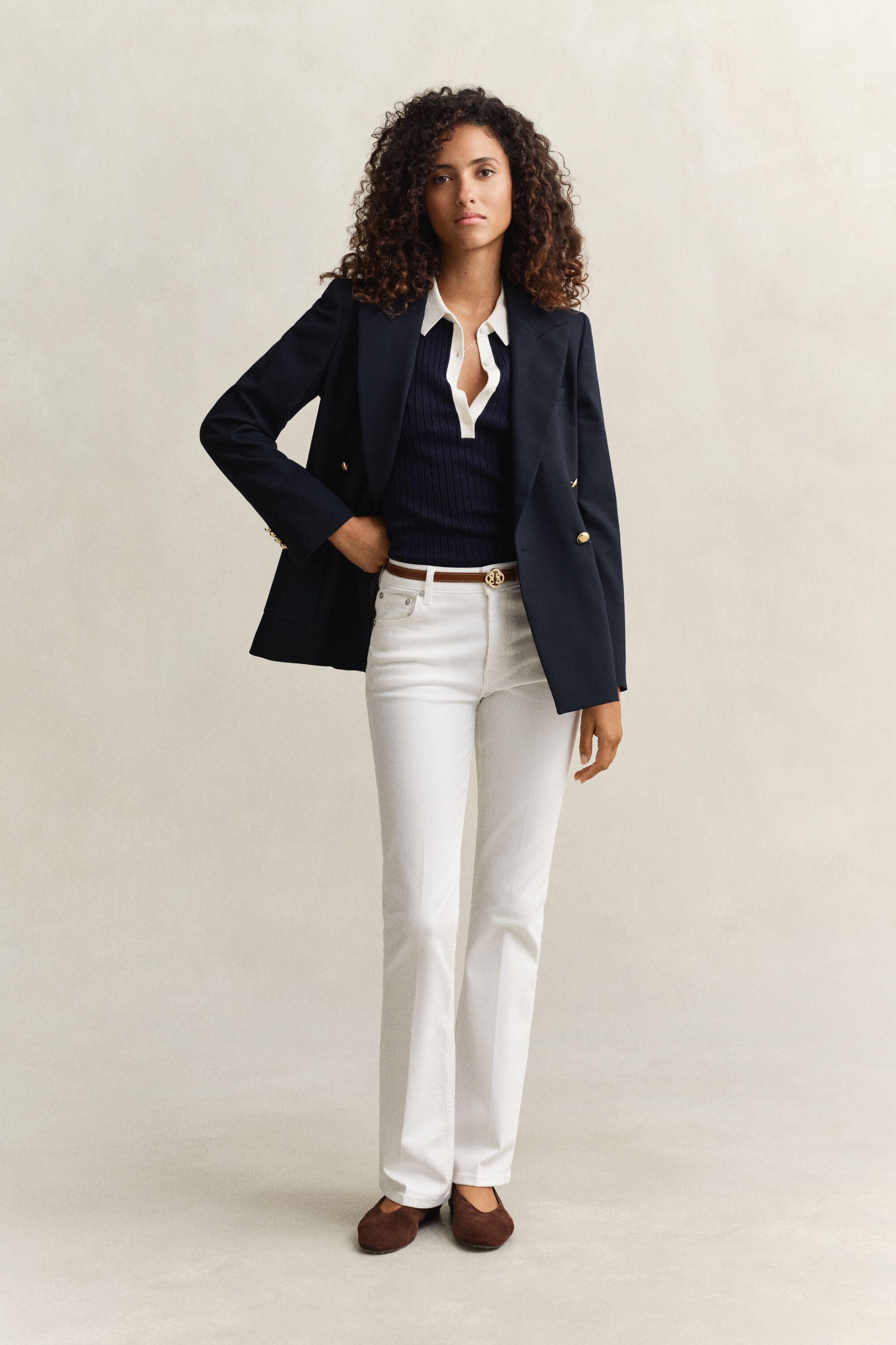 Vaqueros acampanados elásticos