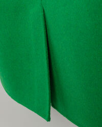 Abrigo jaspeado cosido a mano