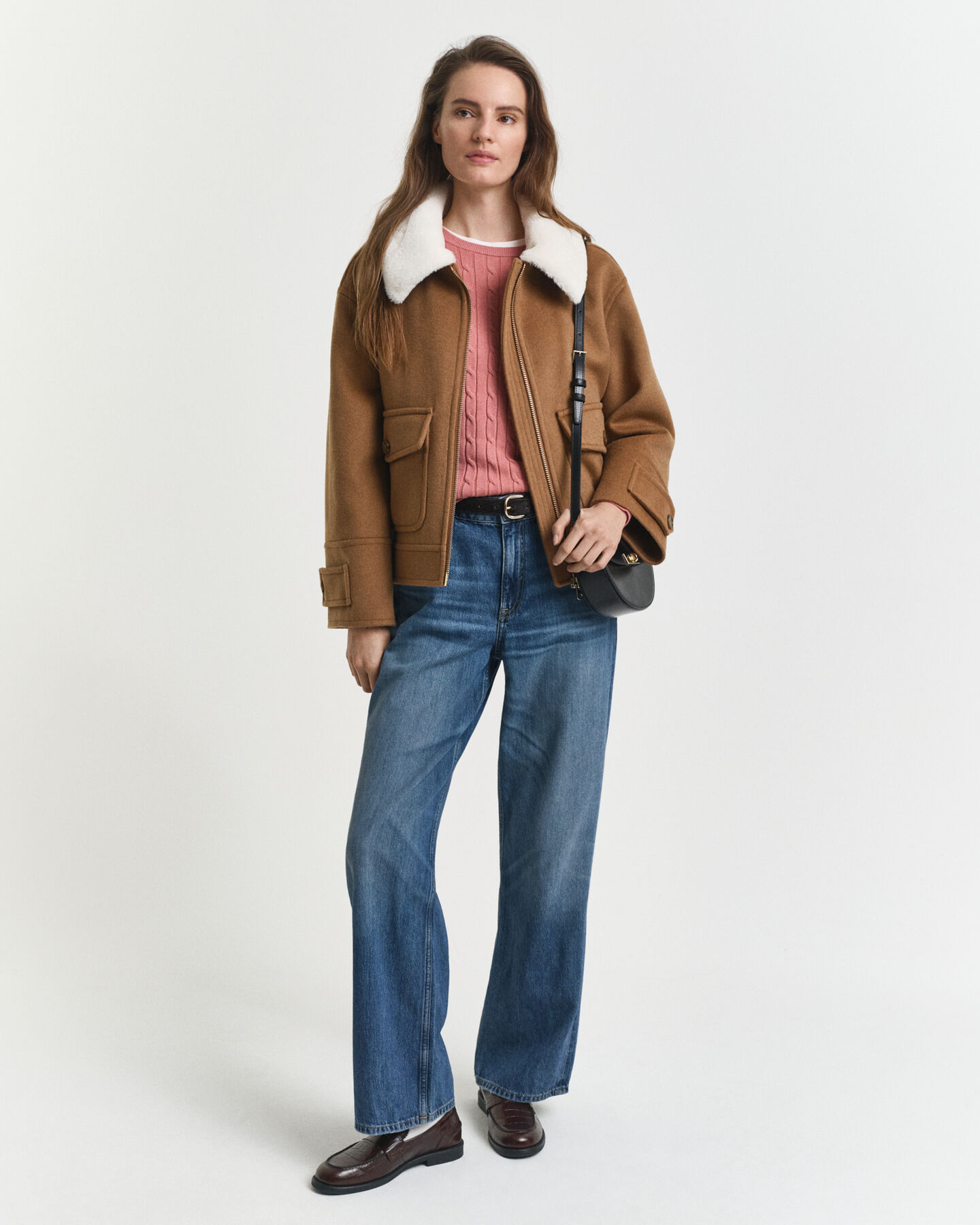 Jersey de cuello redondo y punto de ochos en algodón elástico