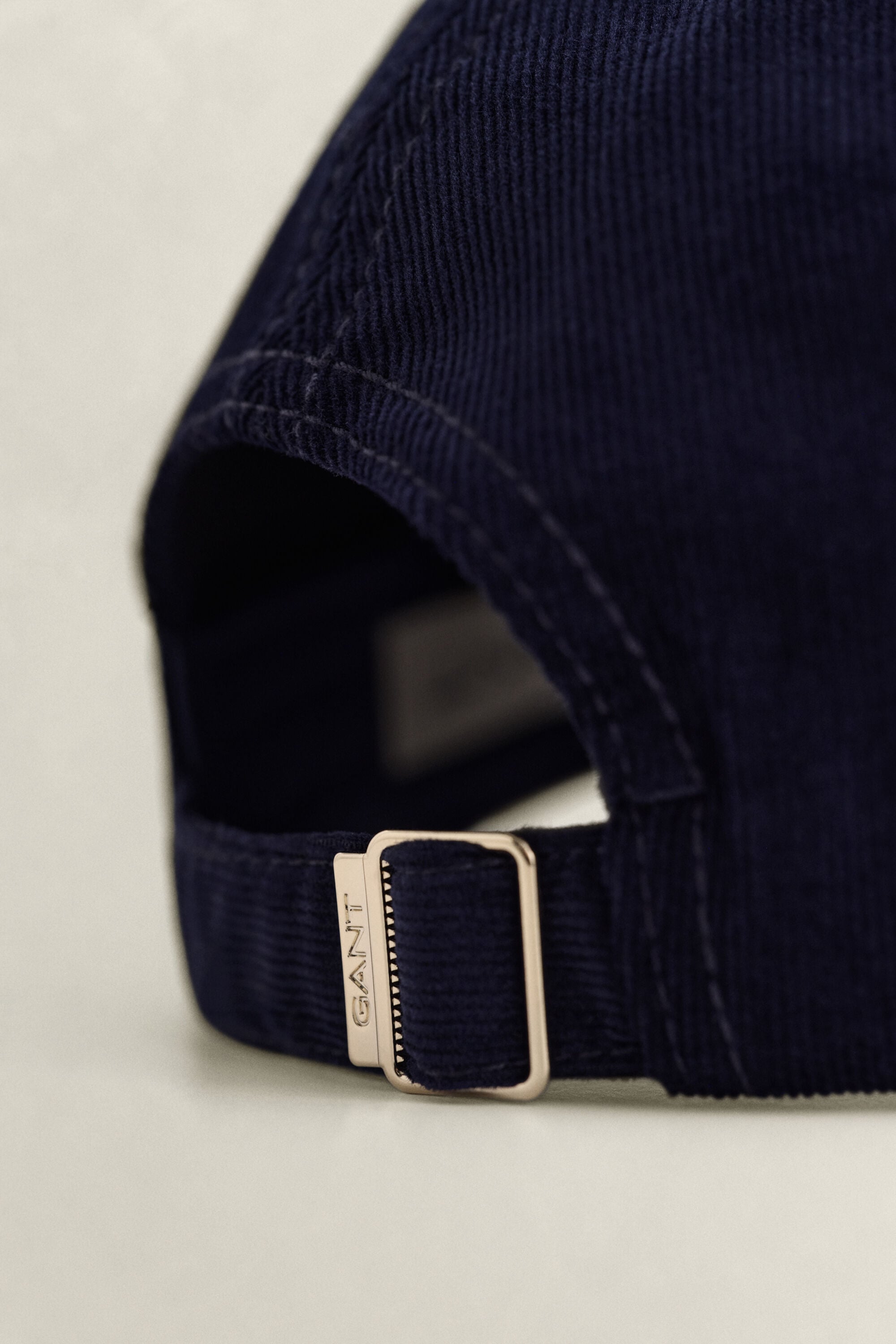 Gorra de pana