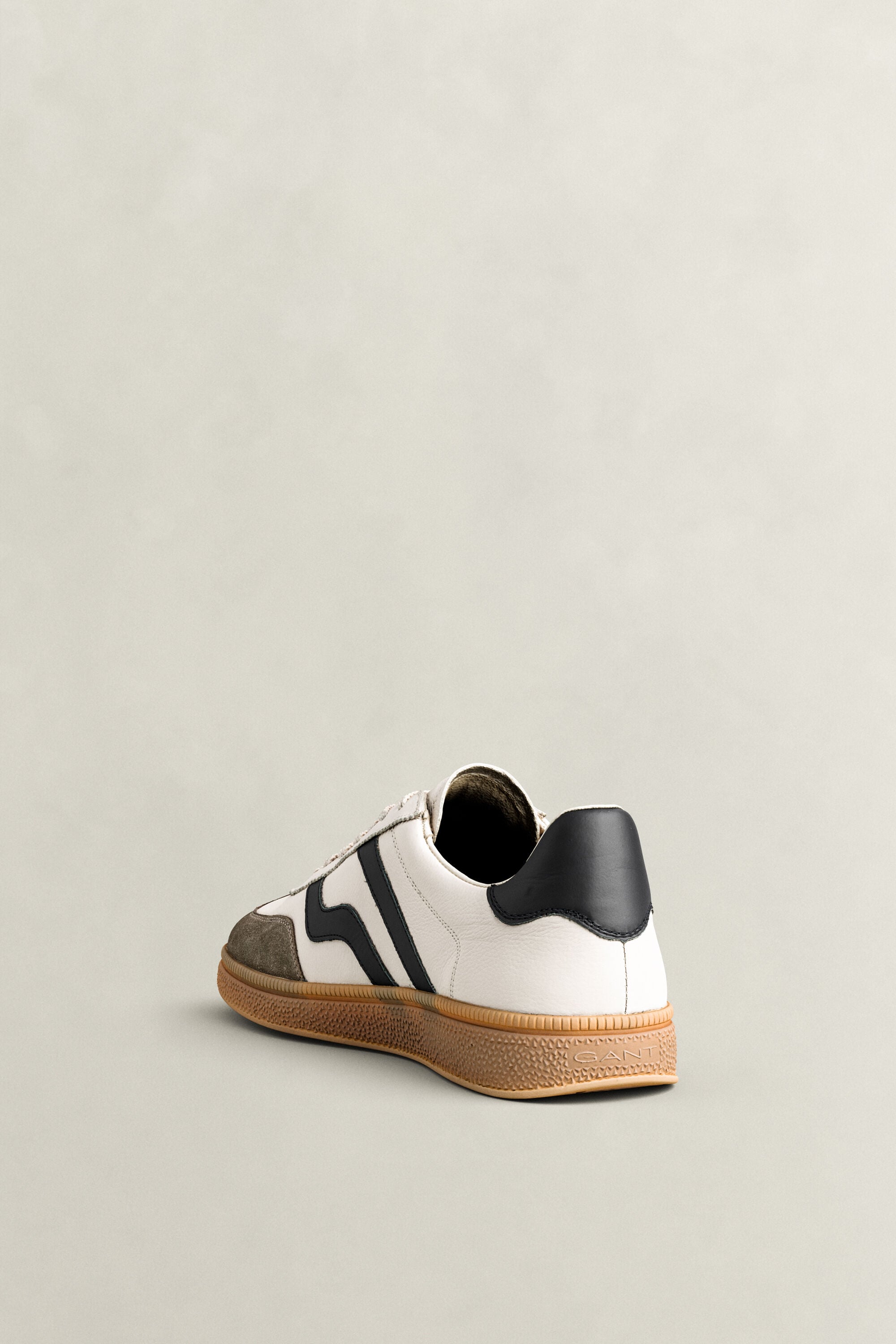 Zapatillas Cuzmo de piel y ante