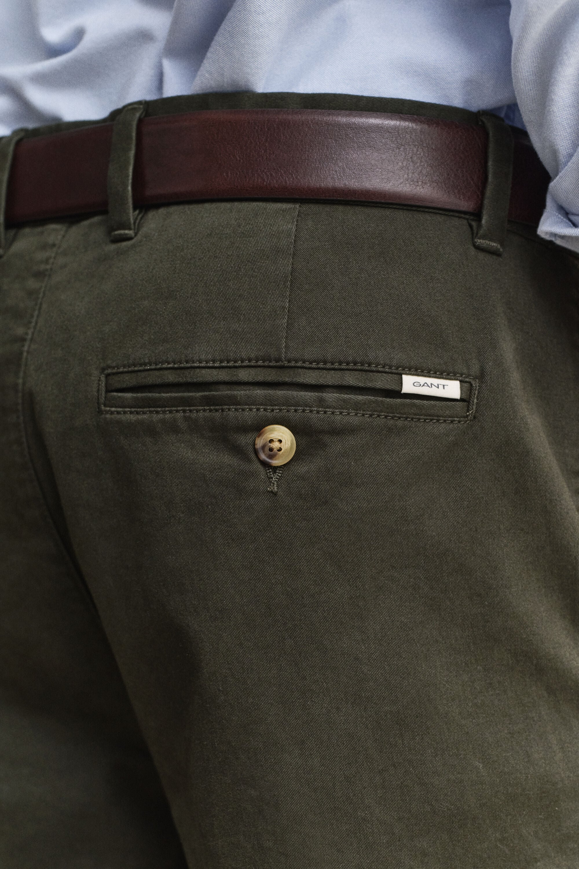 Pantalones chinos Regular Fit clásicos