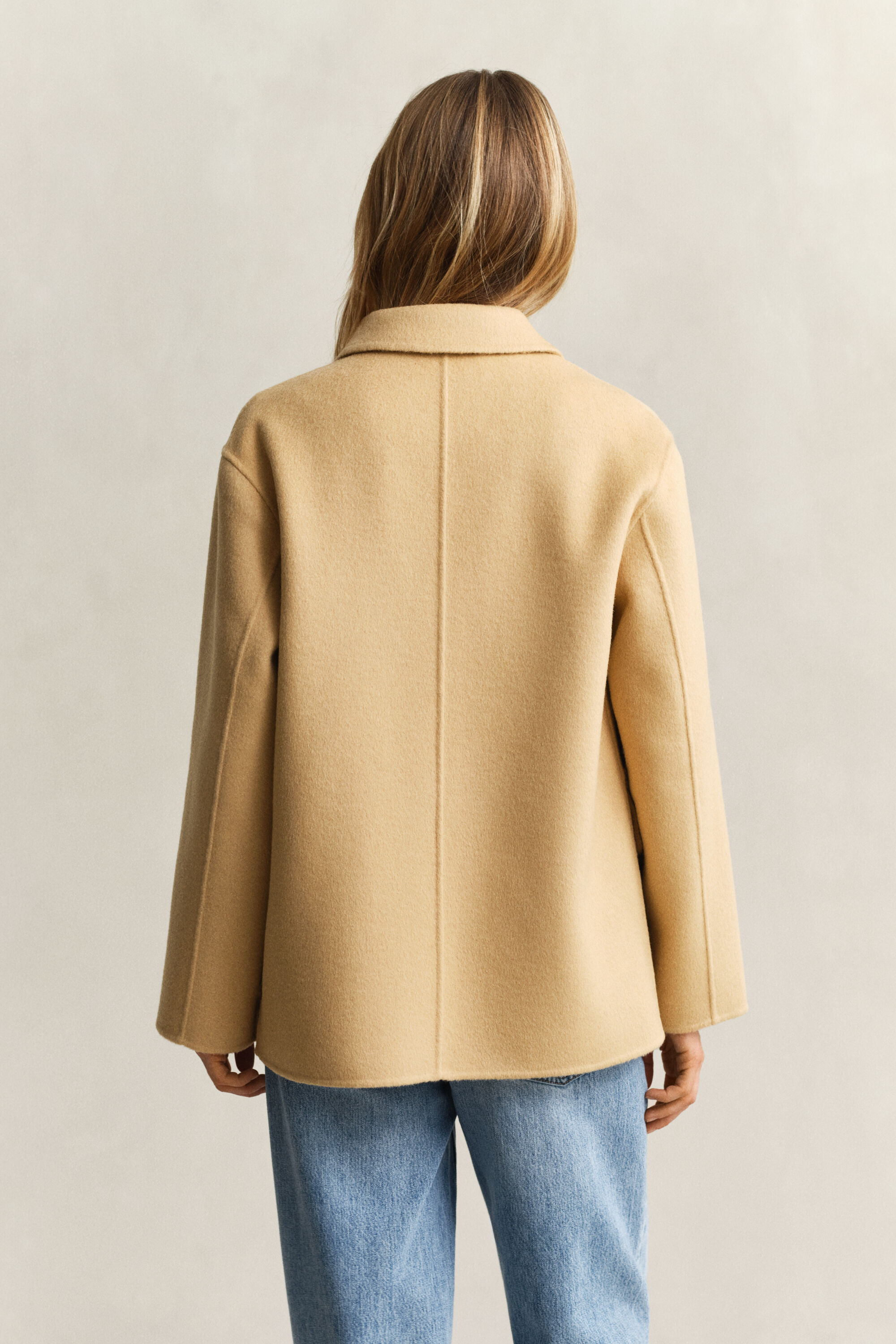 Chaqueta cosida a mano