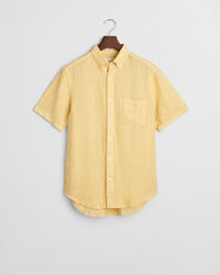 Camisa Regular Fit de manga corta y lino te&ntilde;ido en prenda