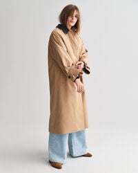 Gabán con cuello de piel