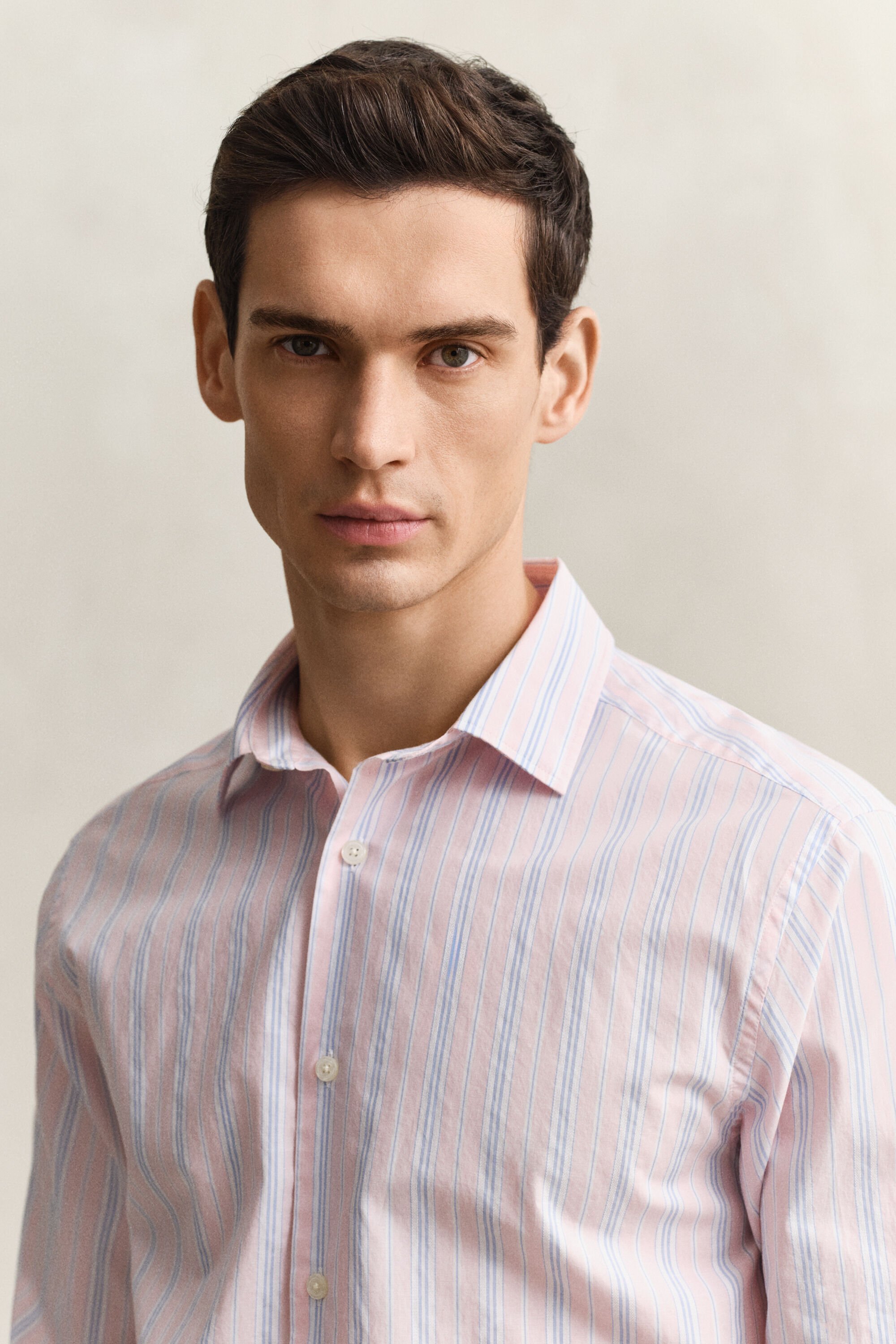 Camisa Regular Fit con textura labrada de rayas