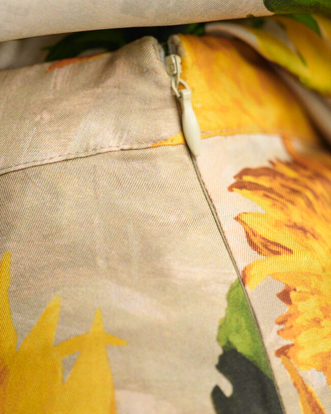 Pantalones de seda y pernera ancha con estampado de girasoles