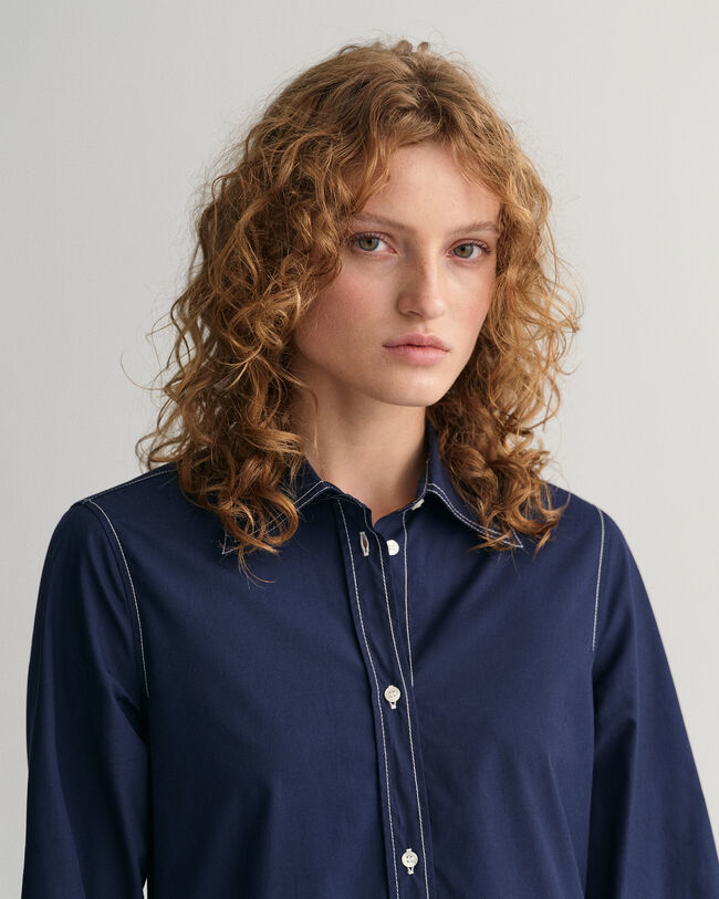 Vestido camisero con puntadas en contraste