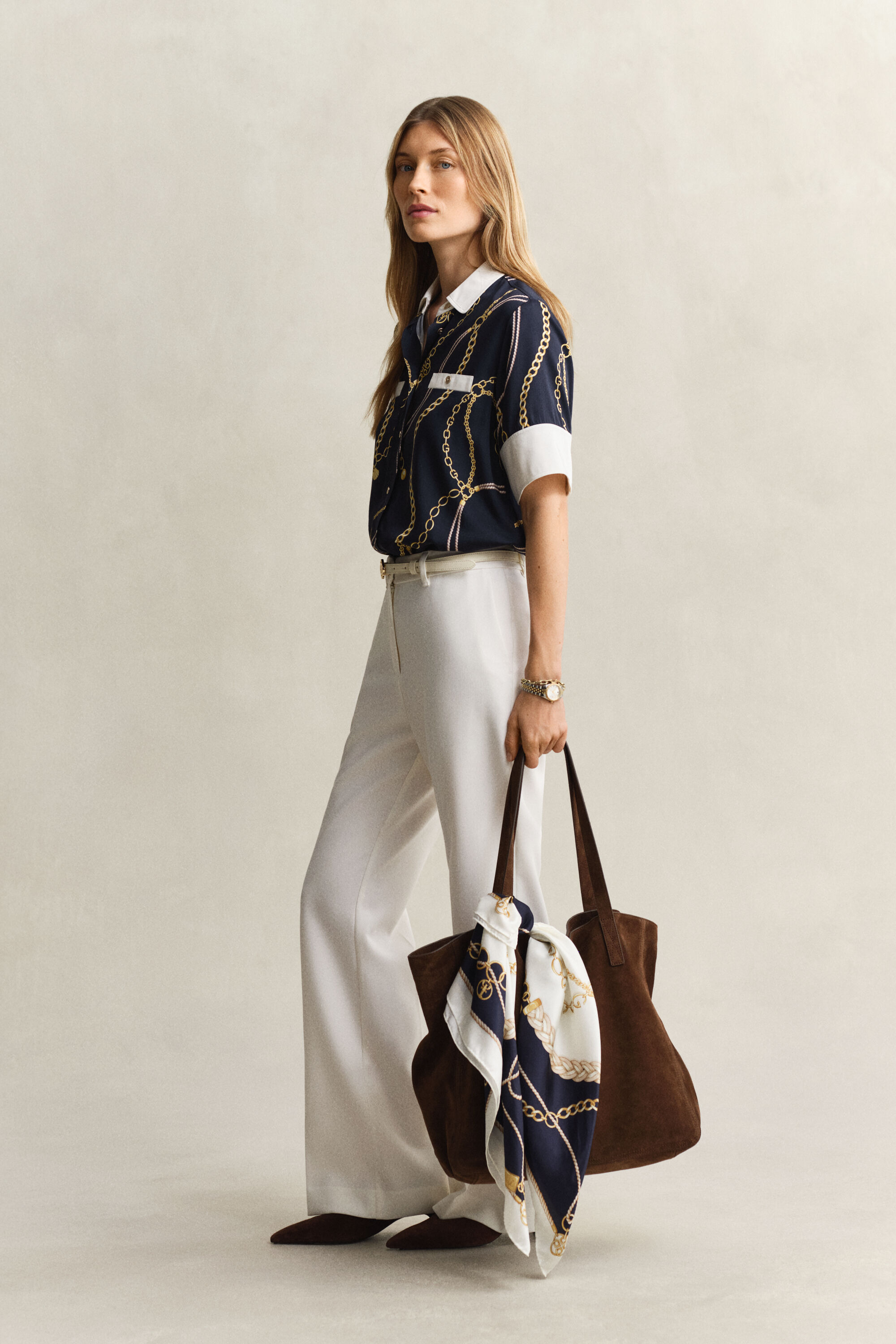 Blusa con diseño en contraste