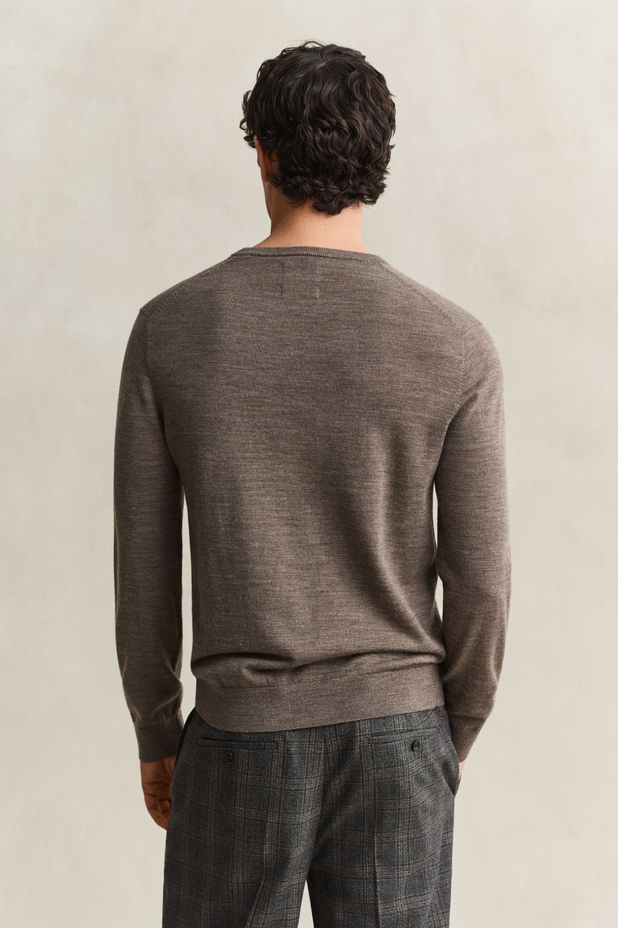 Jersey de lana merino con cuello redondo