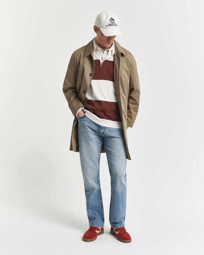 Vaqueros bootcut con lavado vintage