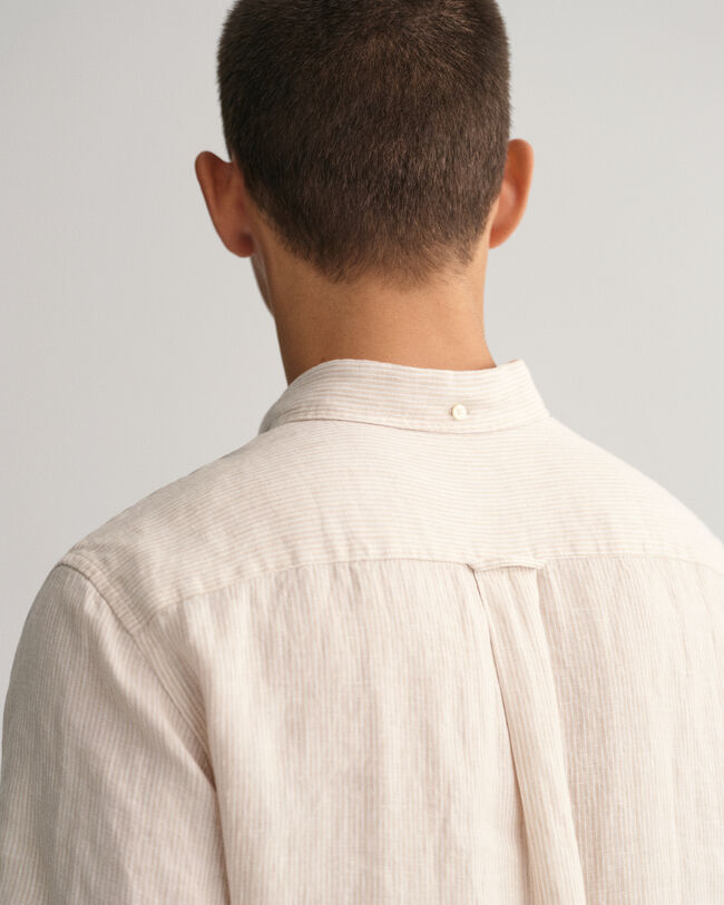 Camisa Regular Fit de manga corta y lino a rayas