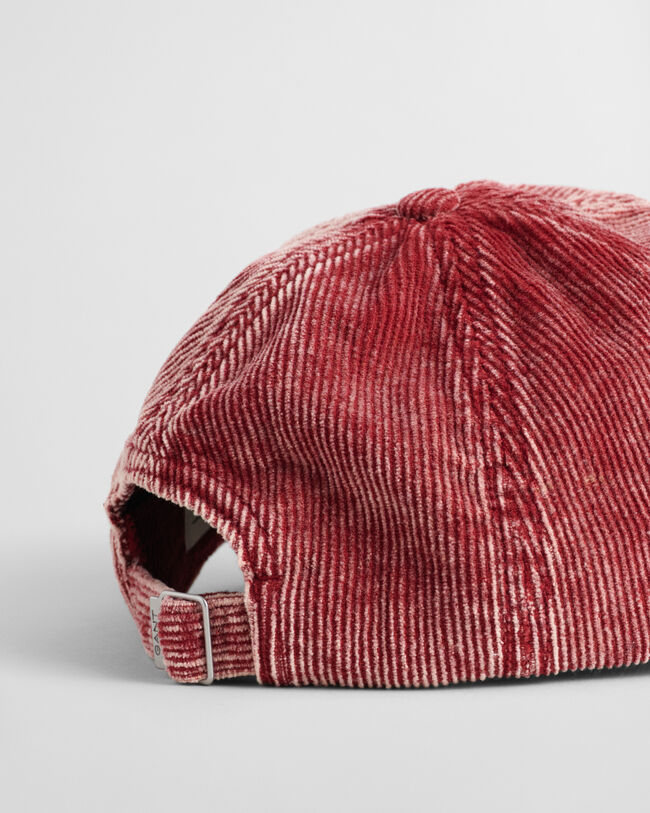 Gorra de pana lavada con insignia G