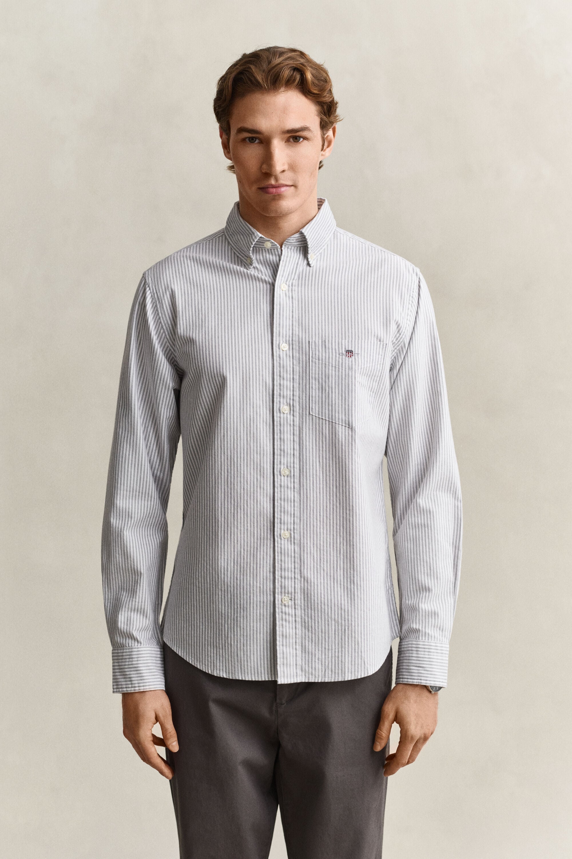 Camisa Oxford clásica de rayas finas