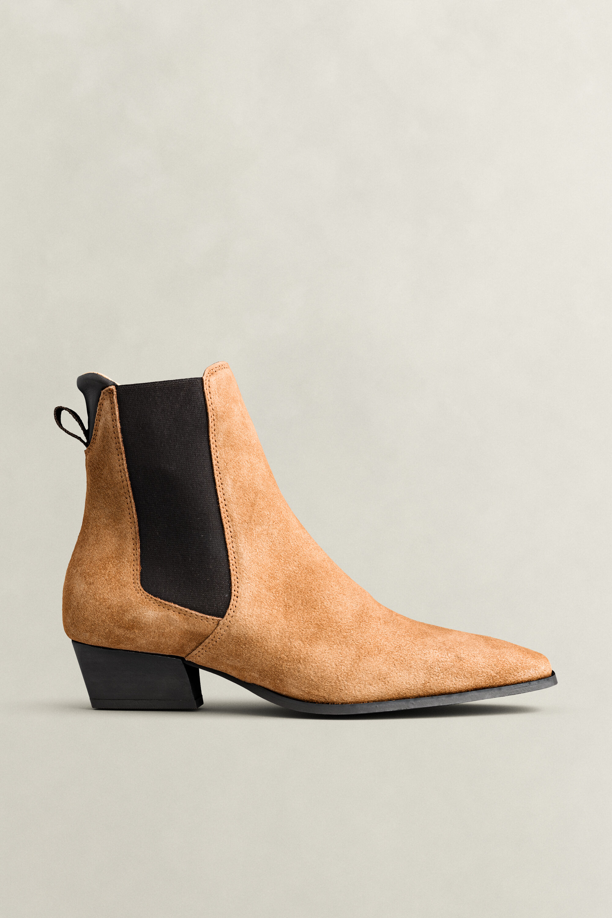 Botines Chelsea de ante Bassotte