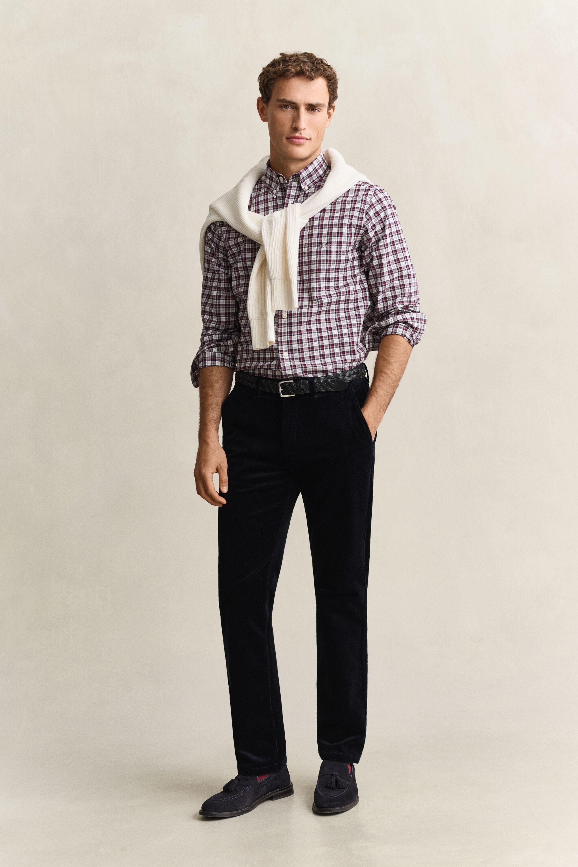 Pantalones chinos Regular Fit de pana