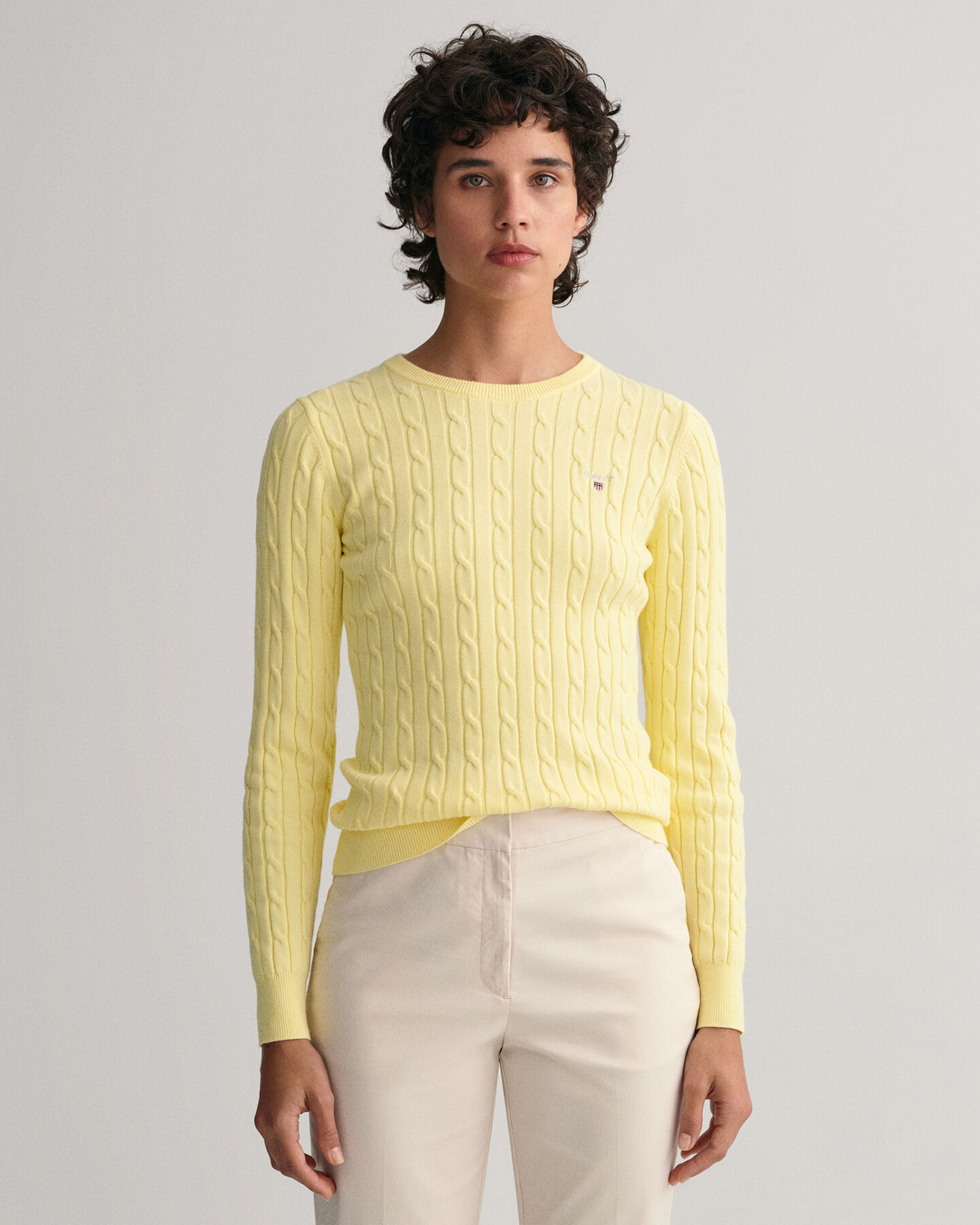 Jersey de cuello redondo y punto de ochos en algod&oacute;n el&aacute;stico