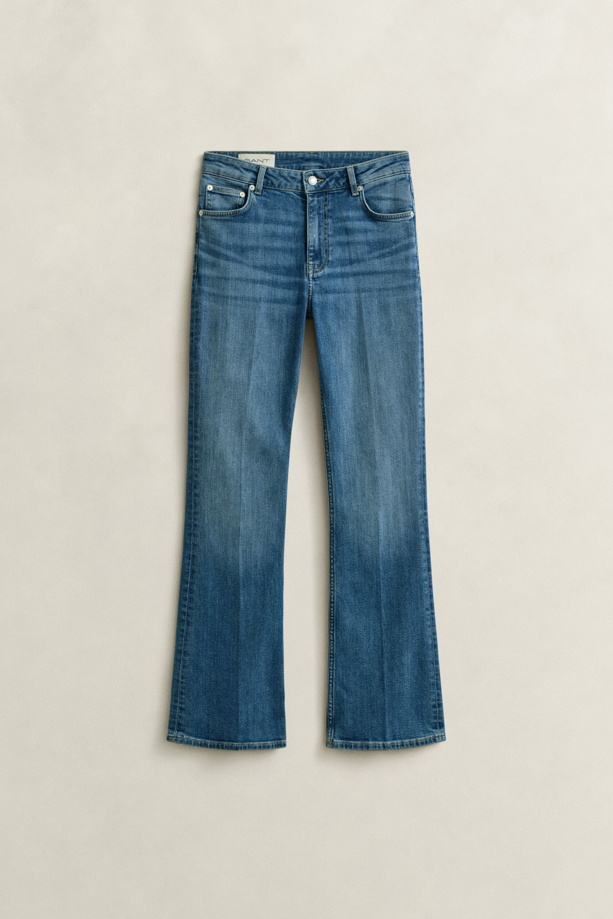 Vaqueros Slim Fit acampanados elásticos
