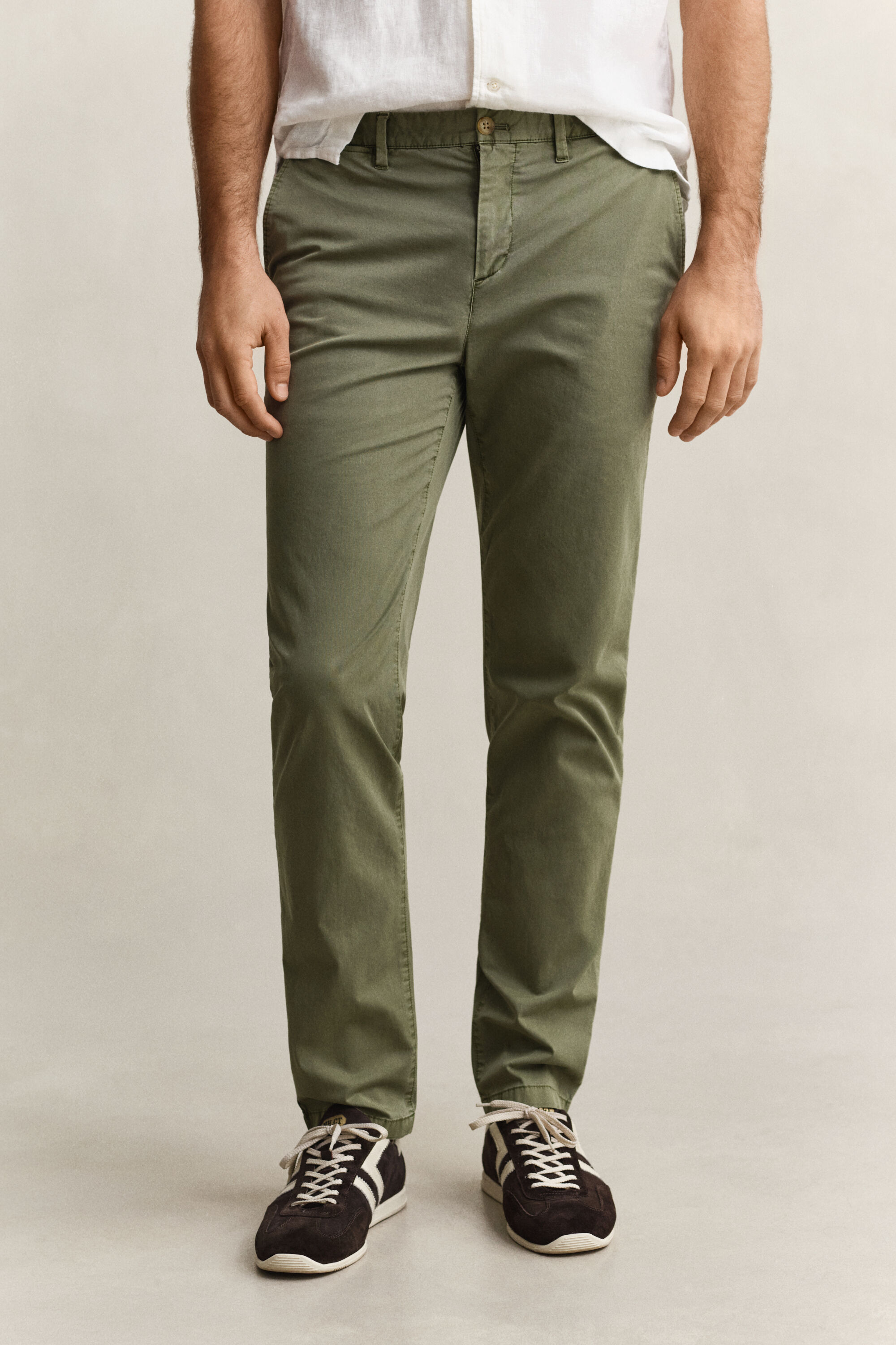 Pantalones chinos Sunfaded