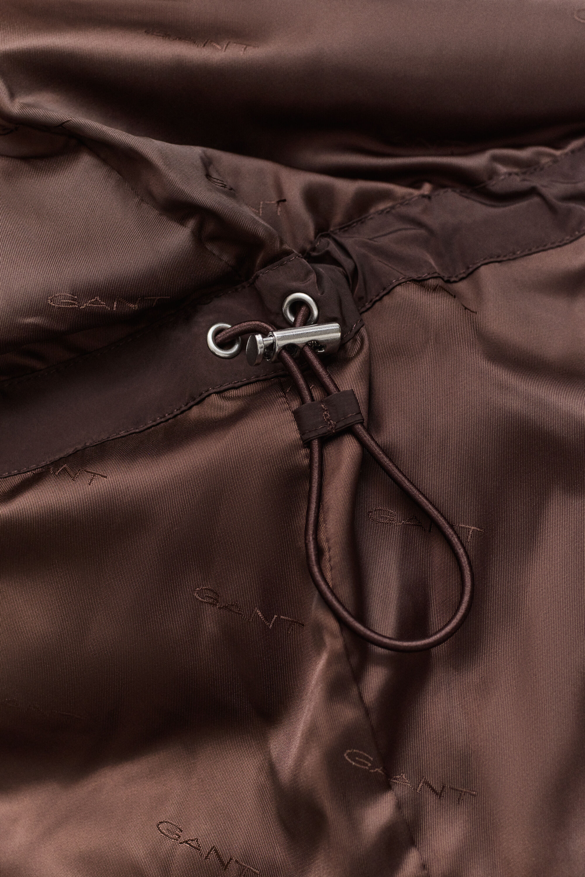 Chaqueta de plumón de largo medio