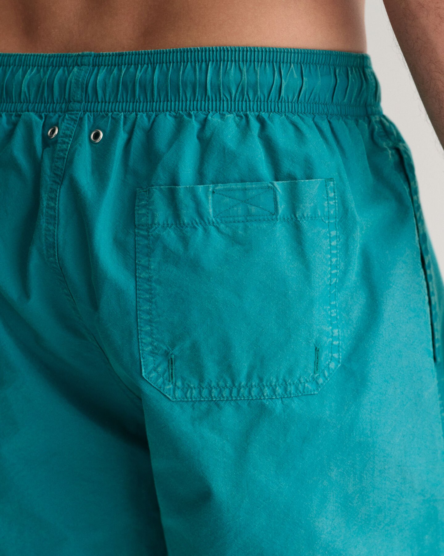 Ba&ntilde;ador Sunfaded