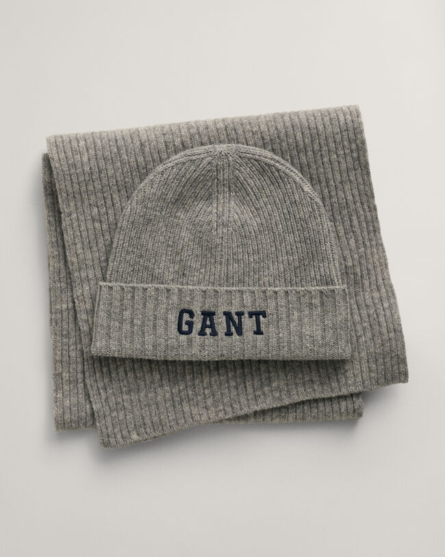 Set de regalo con gorro y bufanda