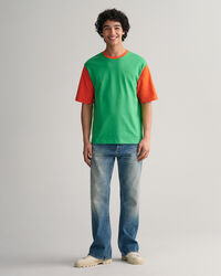 Camiseta con mangas en contraste