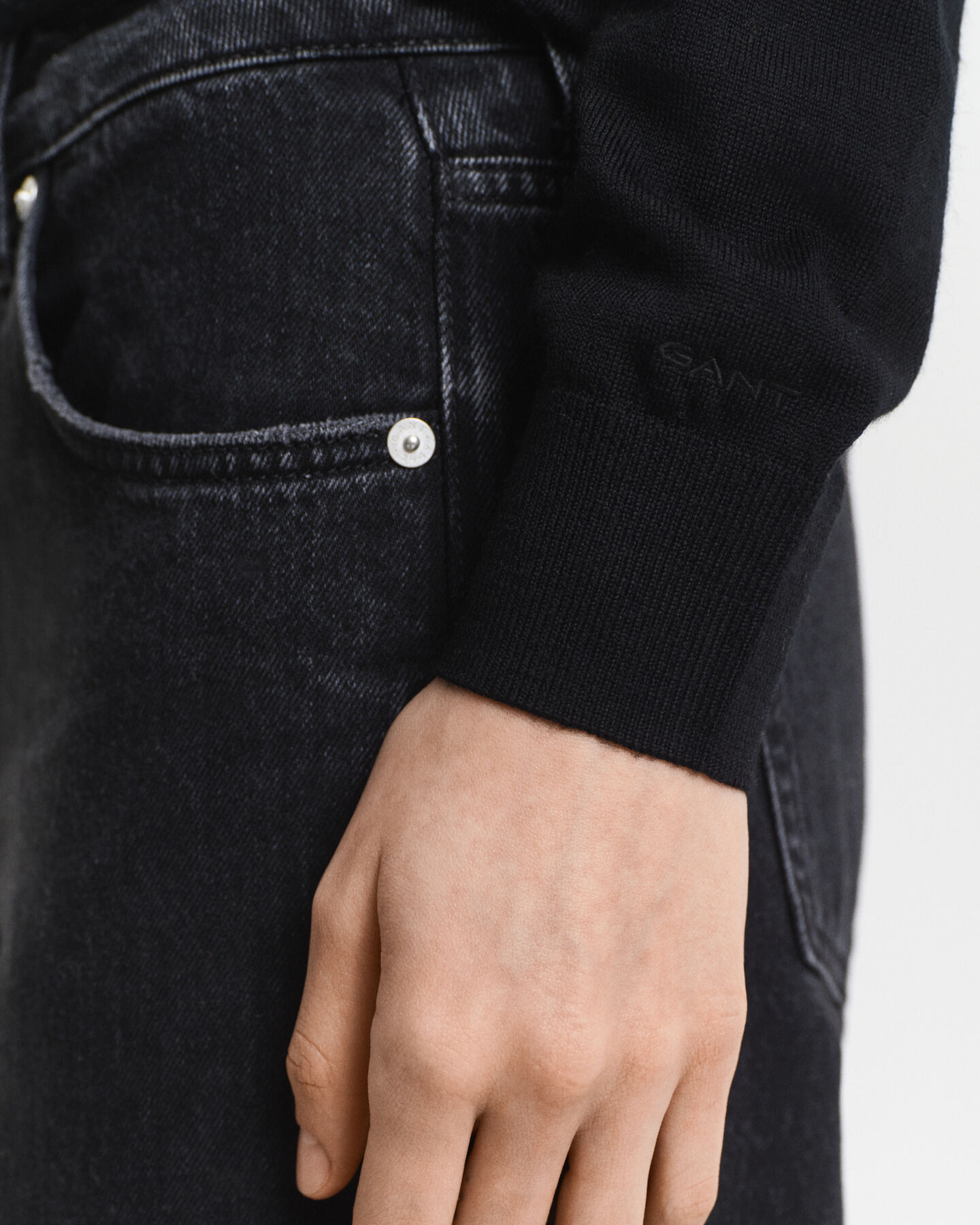 Jersey de cuello redondo en lana merino extrafina