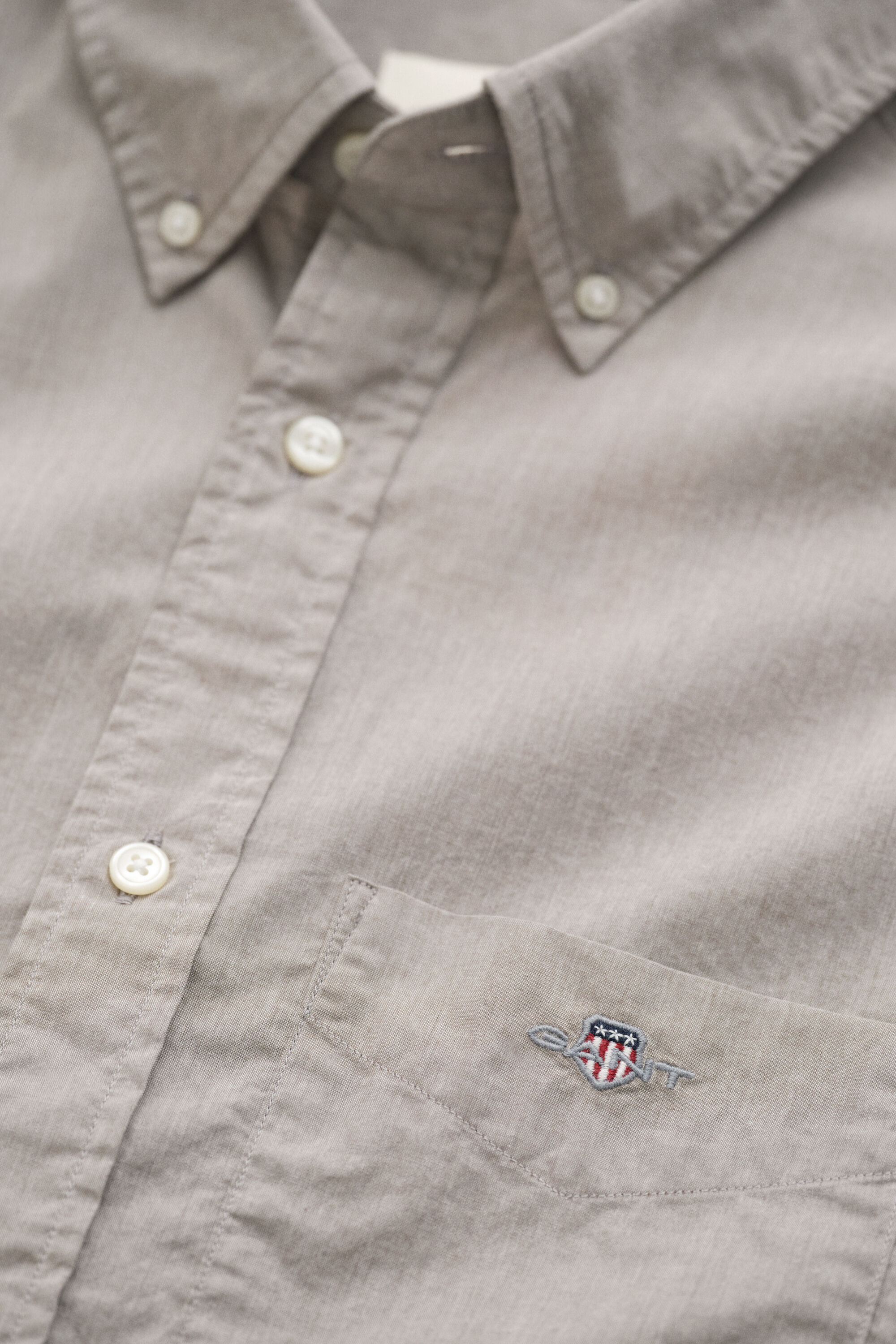 Camisa Regular Fit clásica de popelina