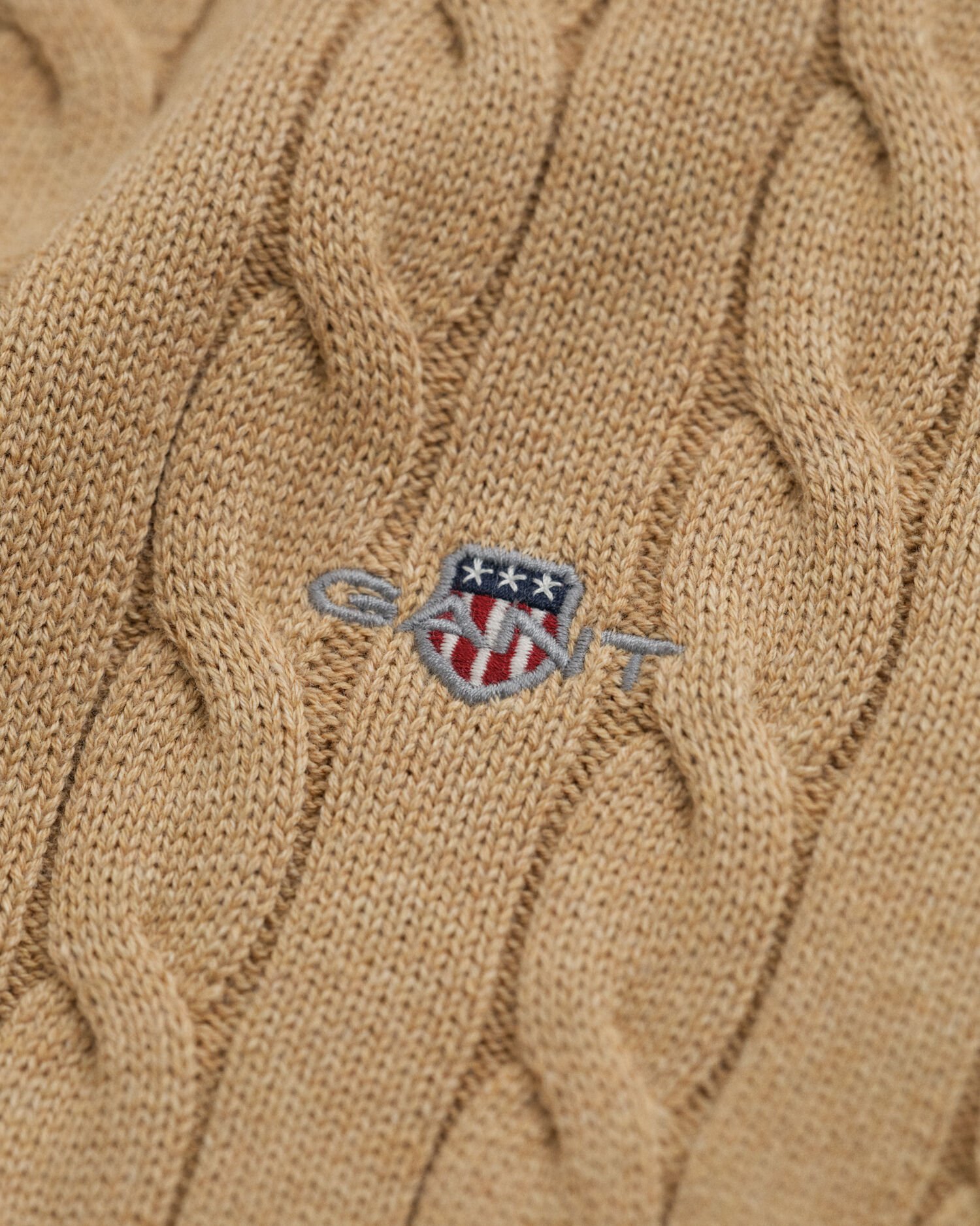 Jersey de punto de ochos de algodón con cuello de cisne