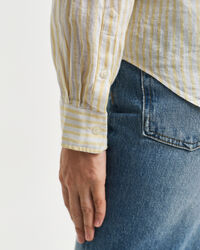 Camisa Regular Fit de lino a rayas