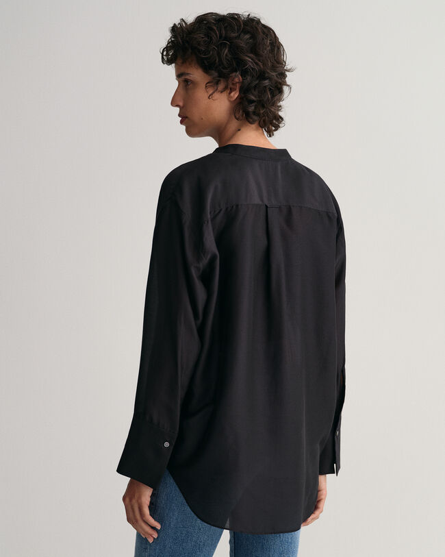 Blusa Relaxed Fit con cuello recto